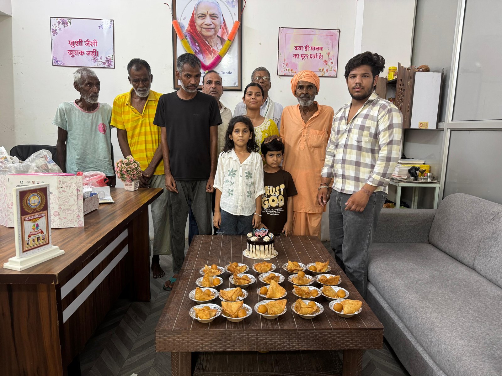 Volunteer interaction at Shakuntala Sadan